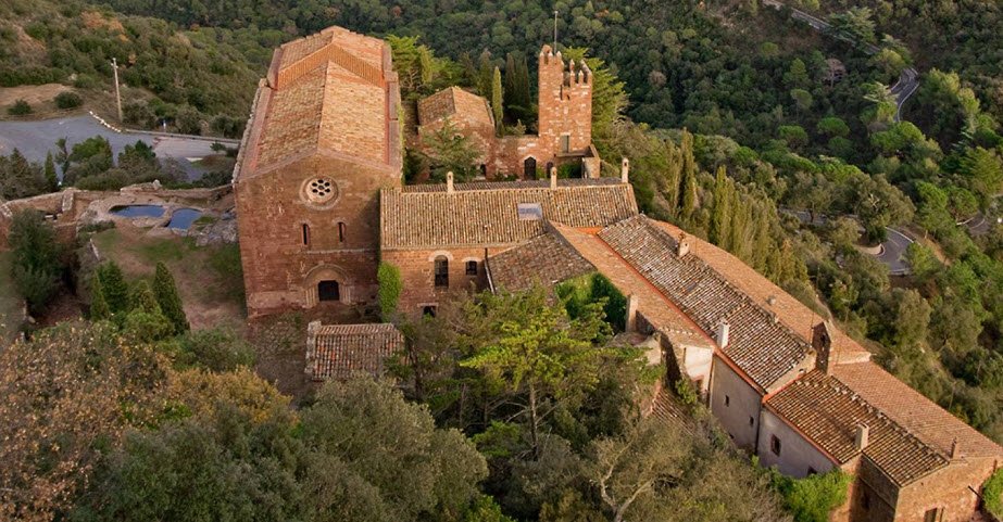 Castell Monestir d'Escornalbou, Spain